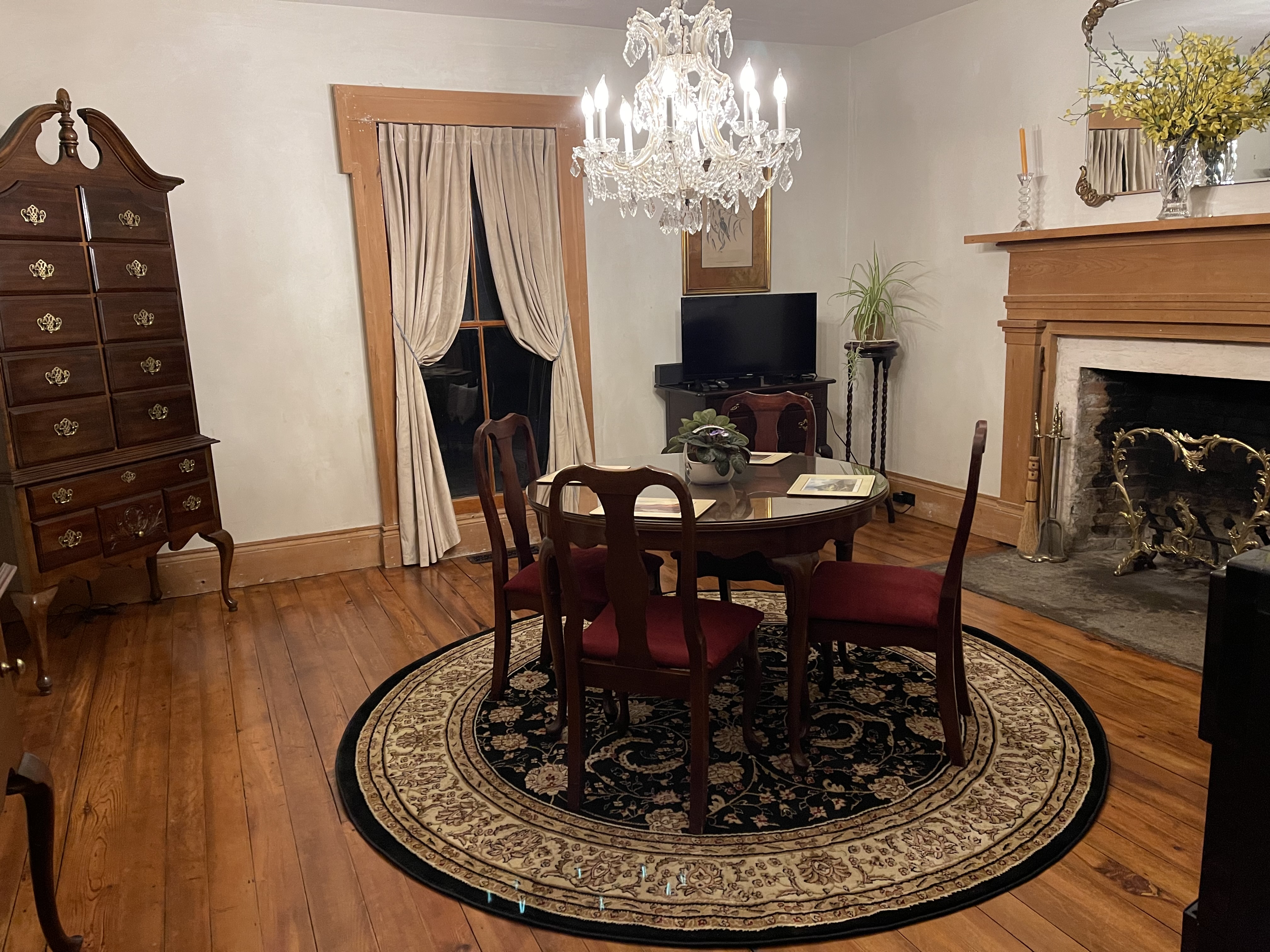 The Parlour at The Snuggery